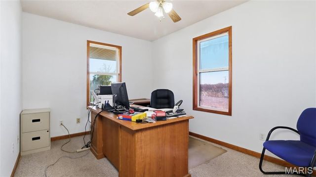 2283 State Highway 76, Willow Springs, MO 65793