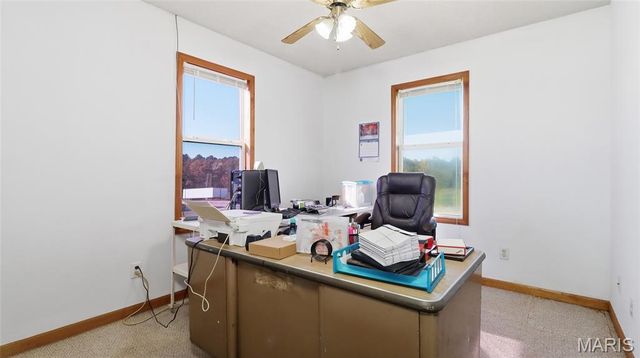 2283 State Highway 76, Willow Springs, MO 65793