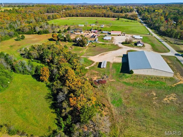 2283 State Highway 76, Willow Springs, MO 65793