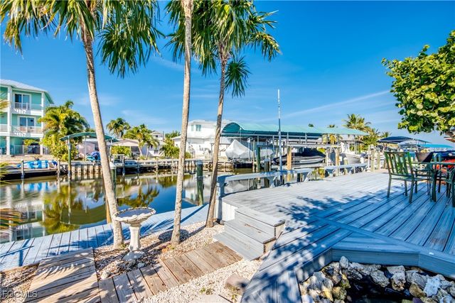 16221 Buccaneer ST, Bokeelia, FL 33922