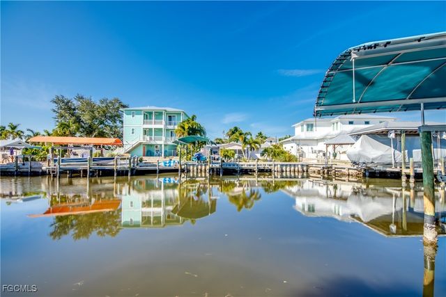 16221 Buccaneer ST, Bokeelia, FL 33922