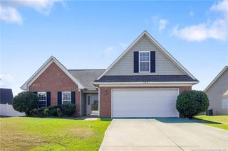 153 Saint George Drive, Raeford, NC 28376