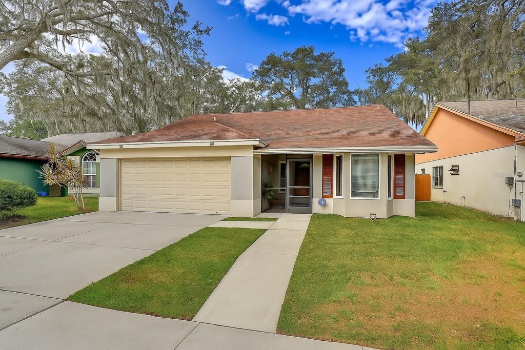 2524 WRENCREST CIRCLE, Valrico, FL 33596