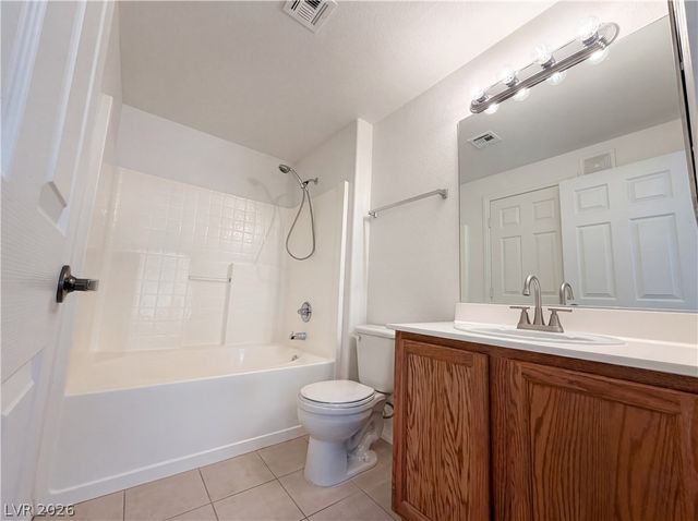 5855 Valley Drive 2088, North Las Vegas, NV 89031