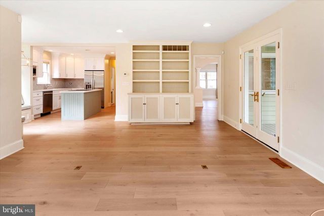 3 CHESTER AVE, Annapolis, MD 21403