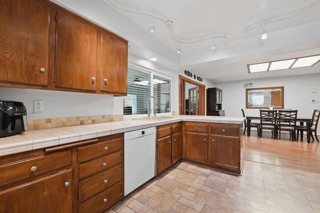 741 Paul st., Escondido, CA 92027