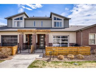 19562 E Sunset Cir, Centennial, CO 80015