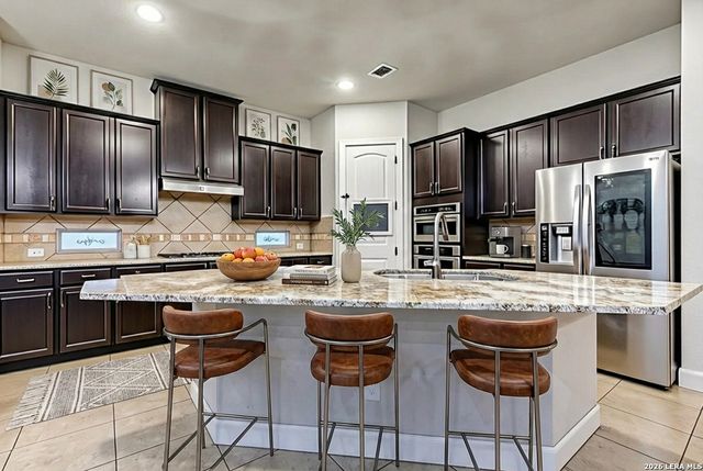 8710 Versant, Boerne, TX 78015