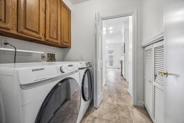 1112 Nantucket Drive A, Houston, TX 77057