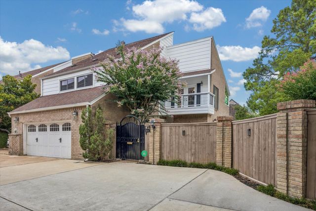 1112 Nantucket Drive A, Houston, TX 77057