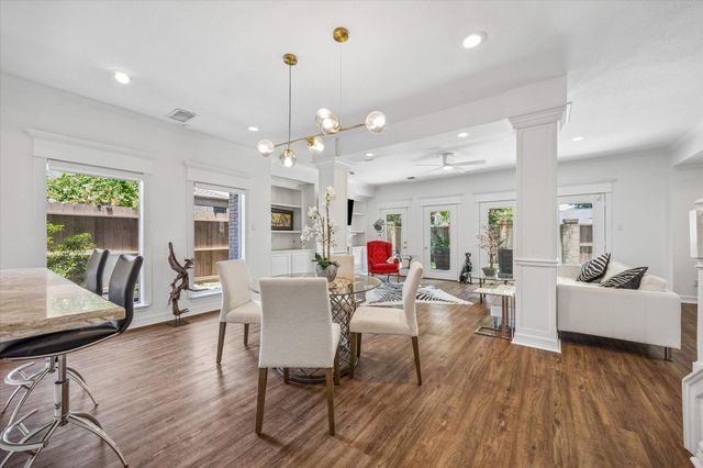 1112 Nantucket Drive A, Houston, TX 77057