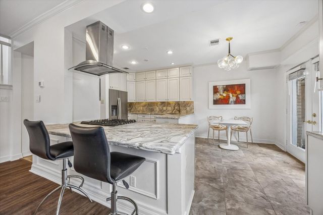 1112 Nantucket Drive A, Houston, TX 77057