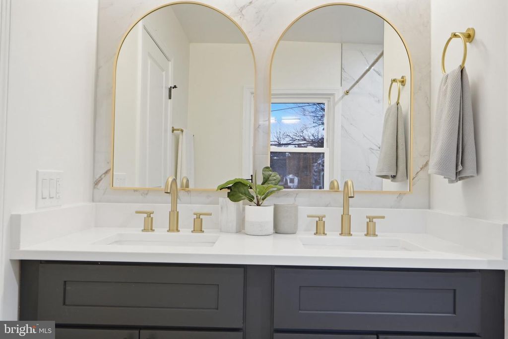 Image 22 of property listing at 5520 NORTH CAPITOL ST NW, Washington, DC 20011