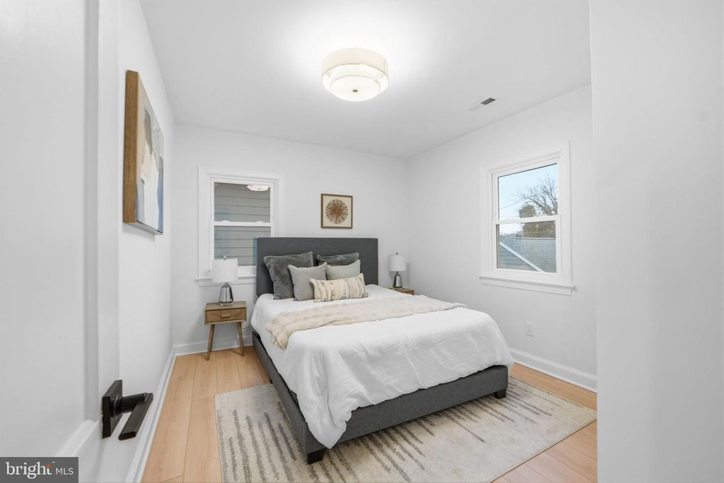 Image 25 of property listing at 5520 NORTH CAPITOL ST NW, Washington, DC 20011