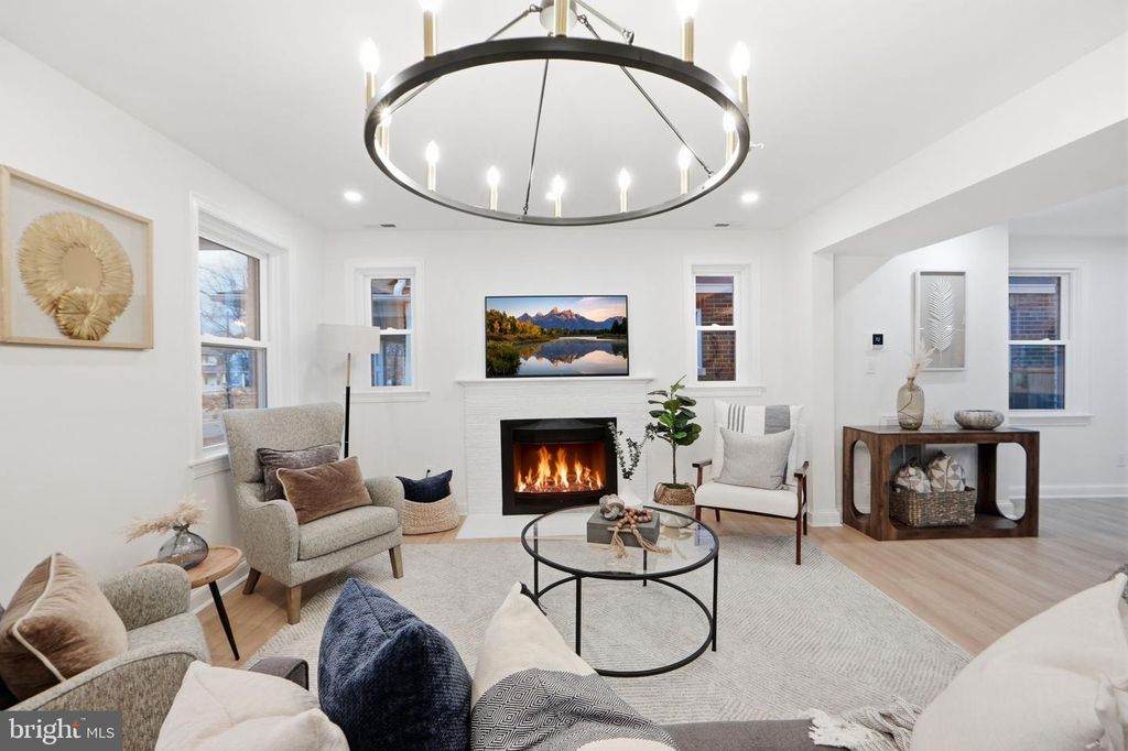 Image 4 of property listing at 5520 NORTH CAPITOL ST NW, Washington, DC 20011