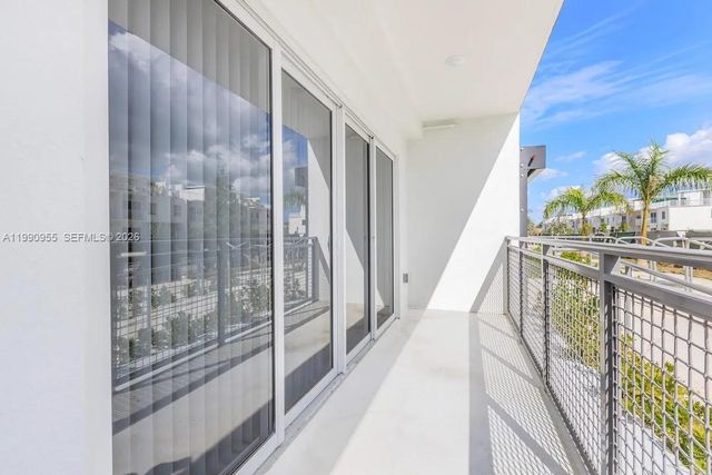 25850 SW 140th Ct 6-312, Homestead, FL 33032