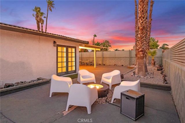 2306 Acacia Road East, Palm Springs, CA 92262