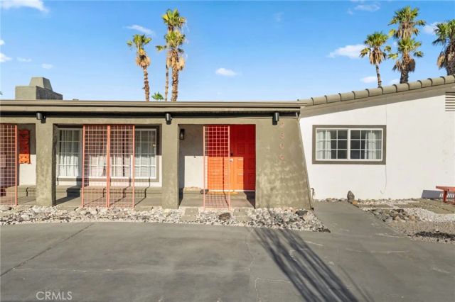 2306 Acacia Road East, Palm Springs, CA 92262