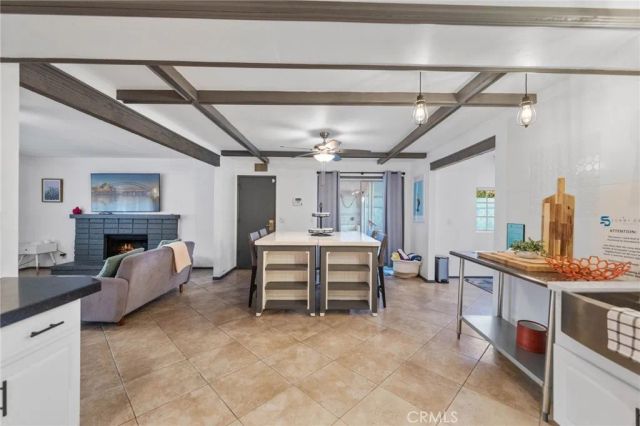 2306 Acacia Road East, Palm Springs, CA 92262