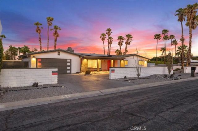2306 Acacia Road East, Palm Springs, CA 92262
