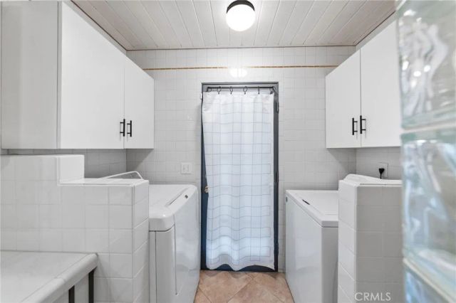 2306 Acacia Road East, Palm Springs, CA 92262
