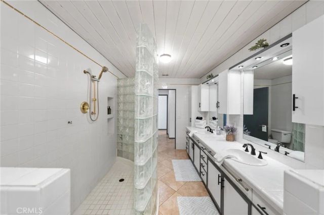 2306 Acacia Road East, Palm Springs, CA 92262