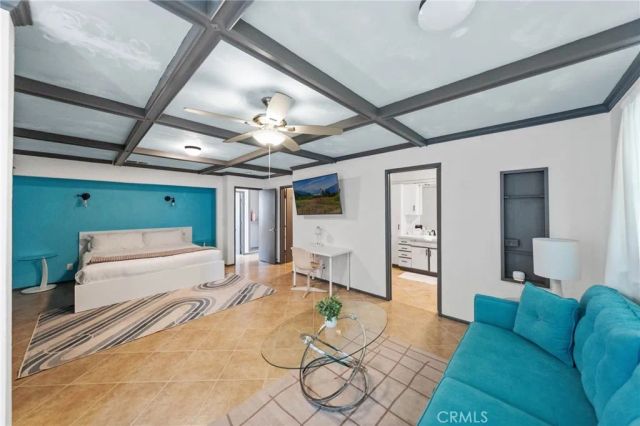 2306 Acacia Road East, Palm Springs, CA 92262