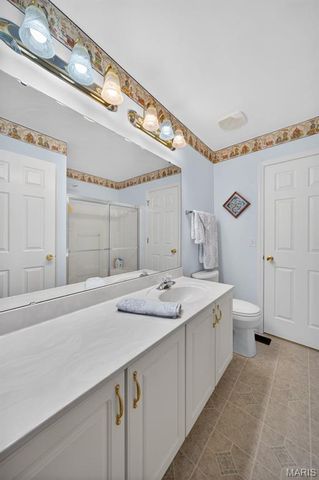 34 Green Park Lane 32B, O'fallon, MO 63366