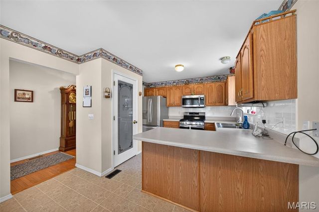 34 Green Park Lane 32B, O'fallon, MO 63366