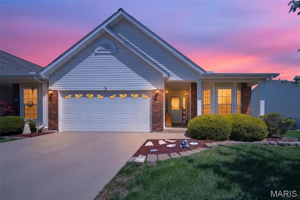 34 Green Park Lane 32B, O'fallon, MO 63366