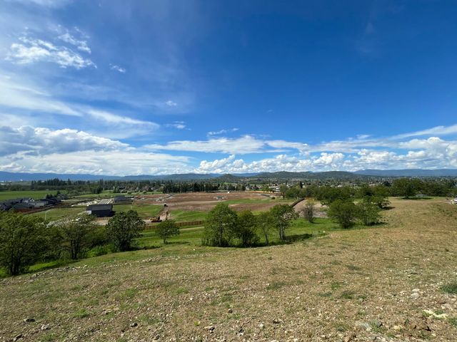455 Pinnacle ridge 76, Eagle Point, OR 97524