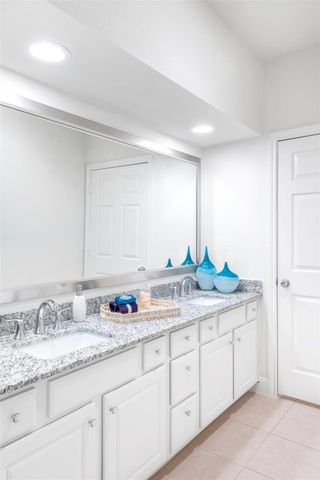 320 Jackson Hill Street 149, Houston, TX 77007