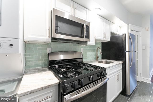 5602 N 10TH ST, Philadelphia, PA 19141