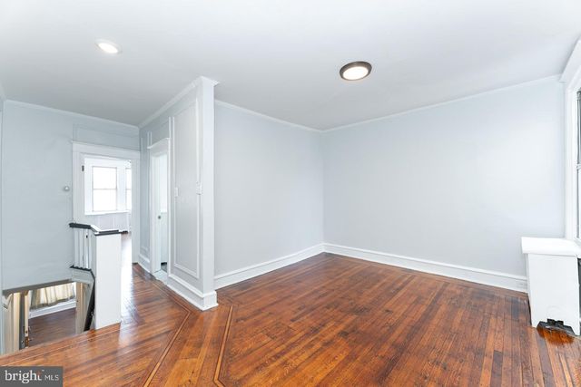 5602 N 10TH ST, Philadelphia, PA 19141