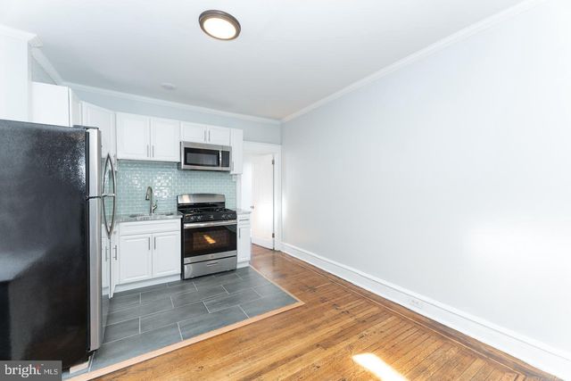 5602 N 10TH ST, Philadelphia, PA 19141