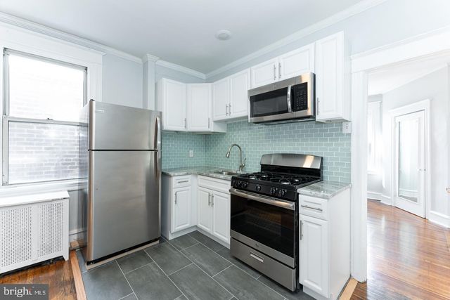 5602 N 10TH ST, Philadelphia, PA 19141