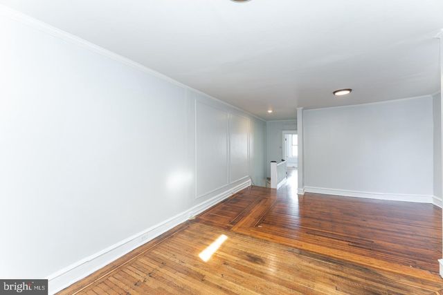 5602 N 10TH ST, Philadelphia, PA 19141