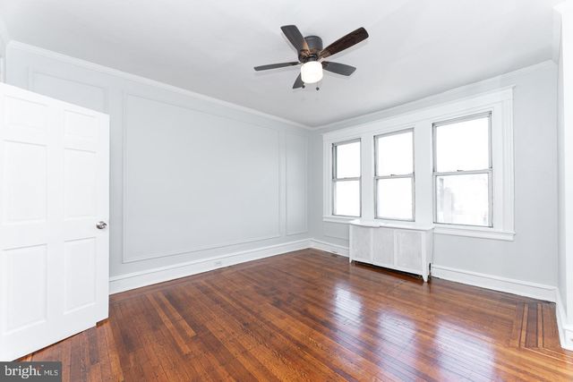 5602 N 10TH ST, Philadelphia, PA 19141
