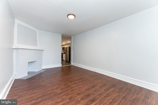 5602 N 10TH ST, Philadelphia, PA 19141