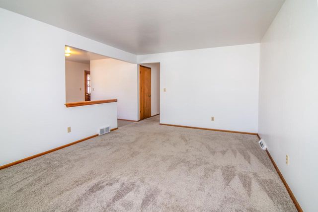 612 Elm STREET, Watertown, WI 53098