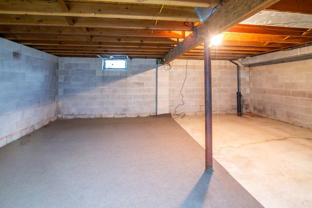 612 Elm STREET, Watertown, WI 53098