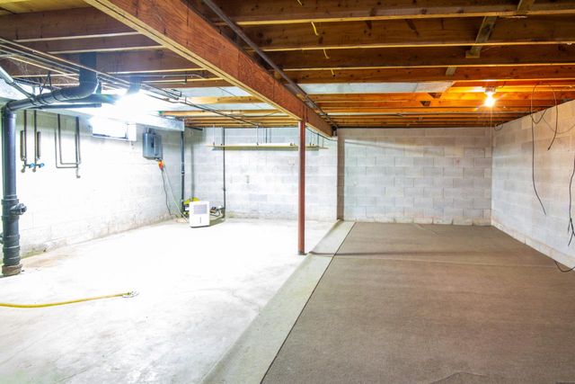 612 Elm STREET, Watertown, WI 53098