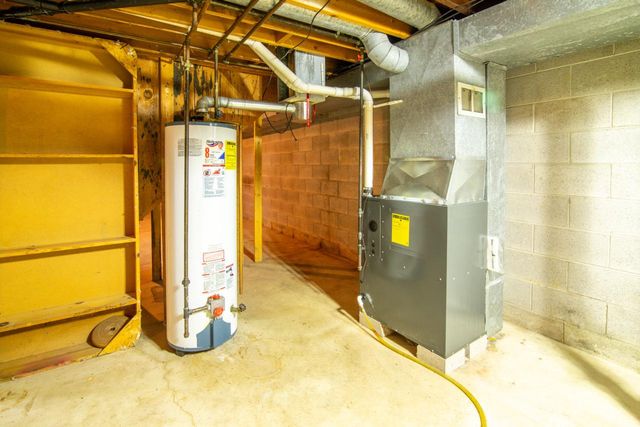 612 Elm STREET, Watertown, WI 53098