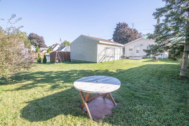 612 Elm STREET, Watertown, WI 53098