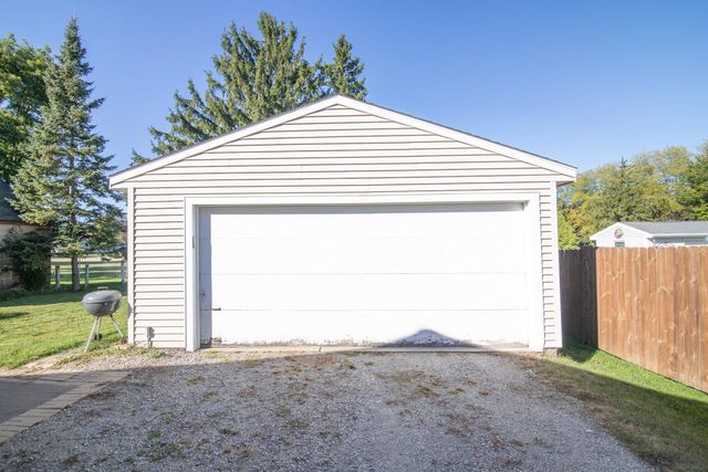 612 Elm STREET, Watertown, WI 53098