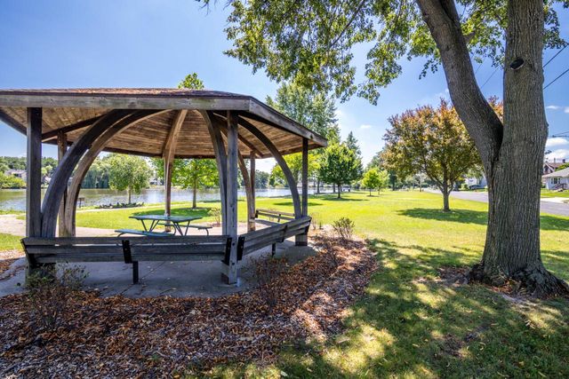 612 Elm STREET, Watertown, WI 53098