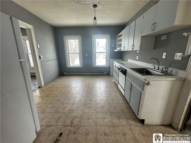 105 Charles Street, Jamestown, NY 14701