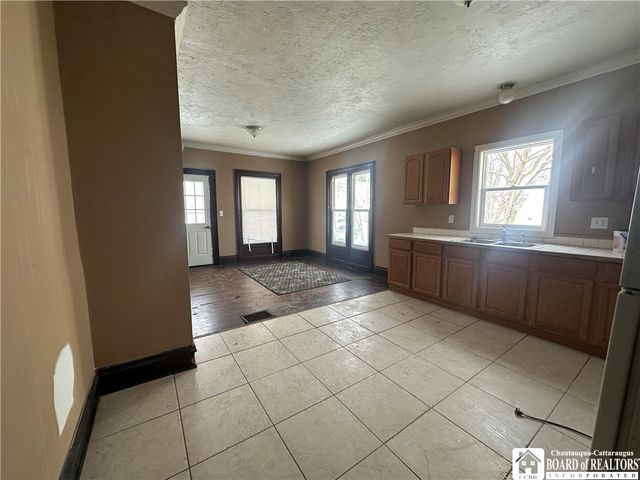 105 Charles Street, Jamestown, NY 14701