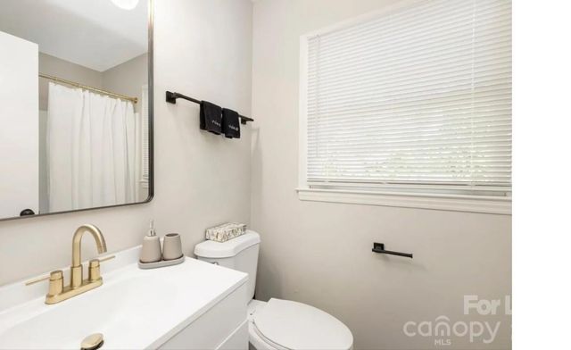 3909 Woodbriar Trail, Charlotte, NC 28205