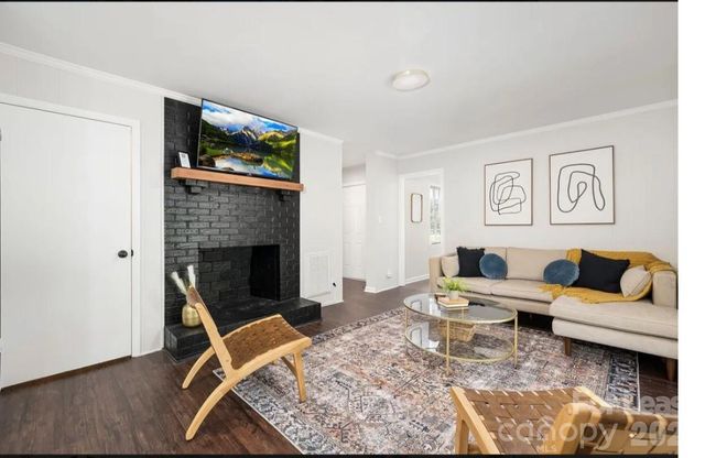 3909 Woodbriar Trail, Charlotte, NC 28205